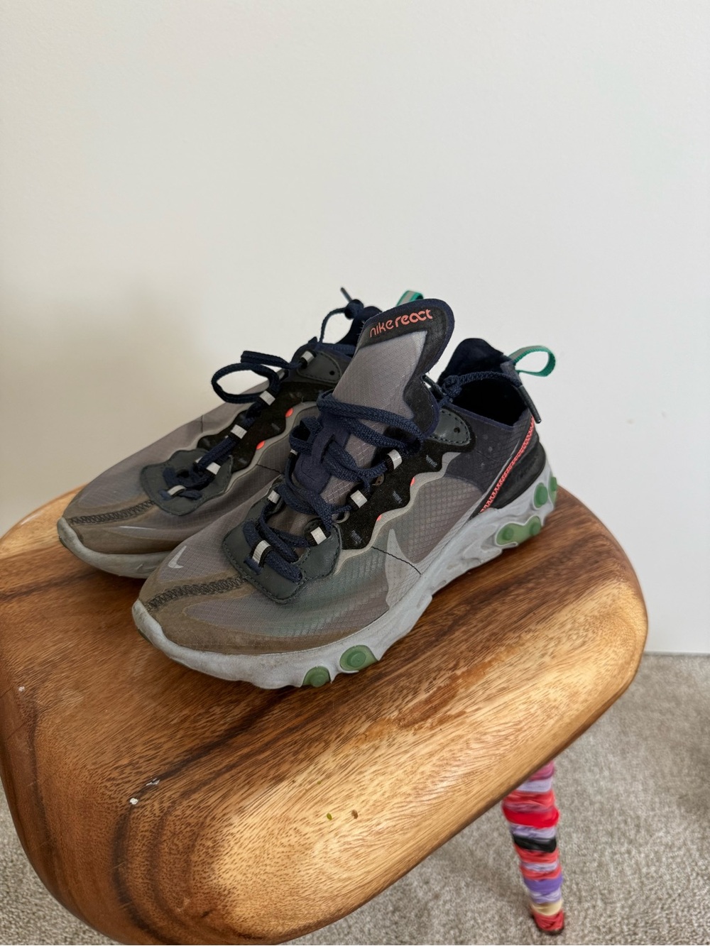 Nike React, Element 87 Women’s US 6.5 / Men’s US 5 – Authentic – Great Condition